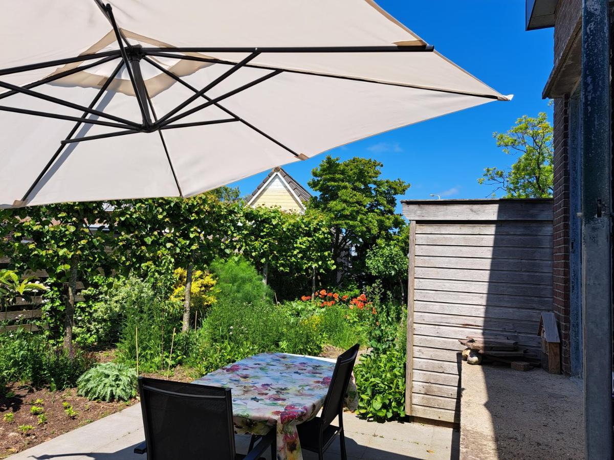 Luxe Ruime Studio Op Unieke, Rustige Locatie Dokkum Exterior foto